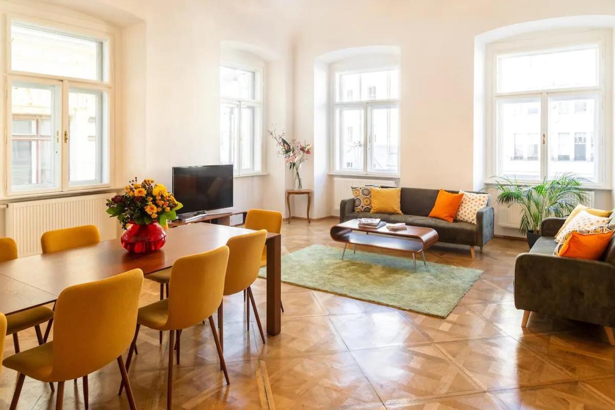 Eva Collazo Pothmann Apartment